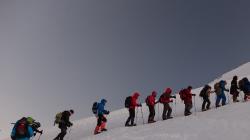 Эльбрус - высочайший пик европы Гора эльбрус является самой высокой точкой